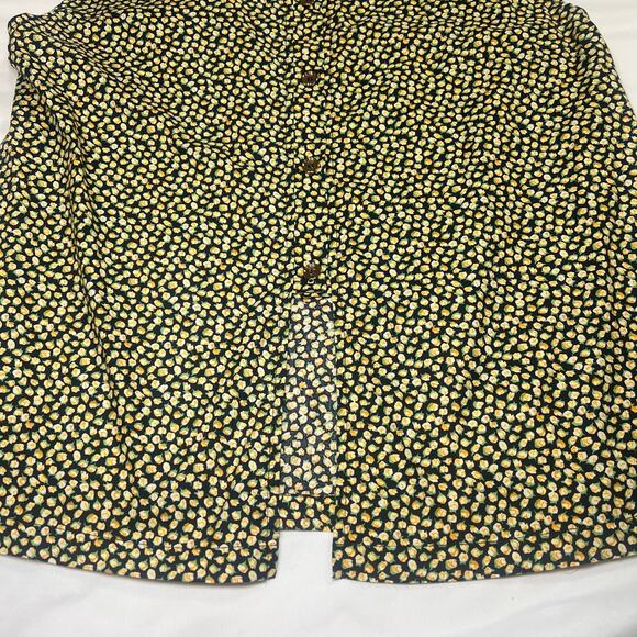 Buru Mod Top Size M Yellow Roses Floral Sleeveless Gold Buttons Mock Neck NWT - Picture 14 of 14